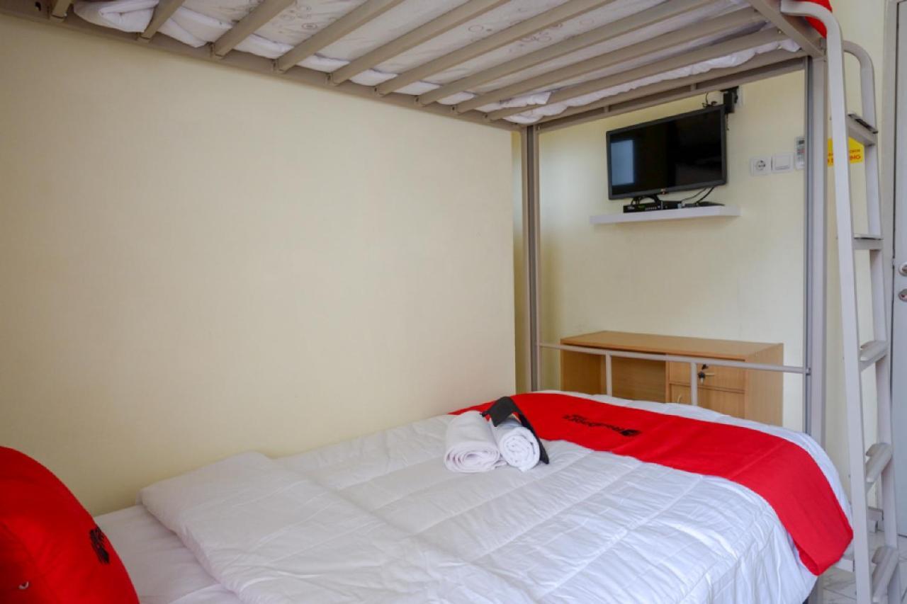 Reddoorz Hostel Near Kota Lama Semarang Exteriör bild