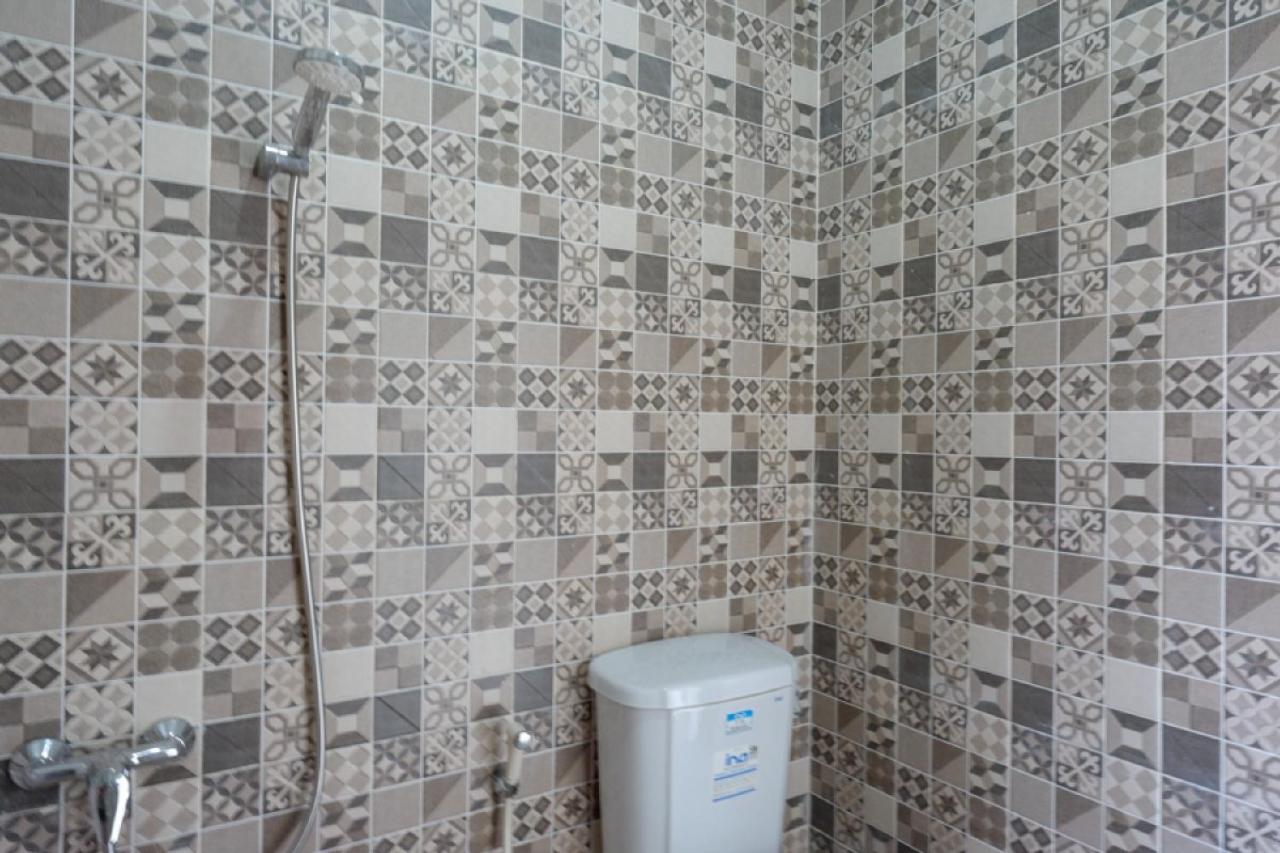 Reddoorz Hostel Near Kota Lama Semarang Exteriör bild